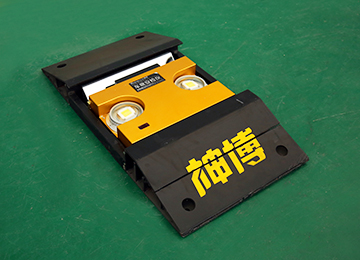 Underbody scanning equipment